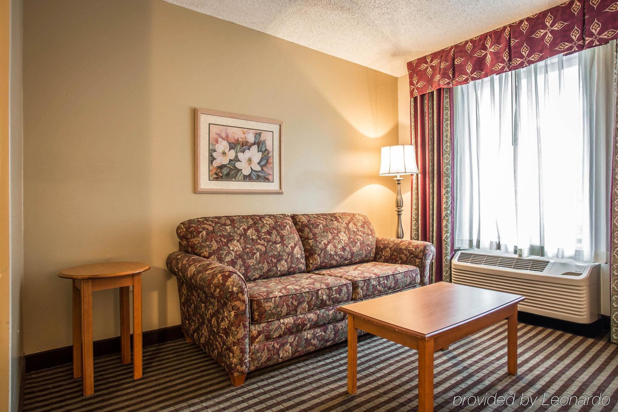 Quality Inn & Suites Rockingham Exterior foto